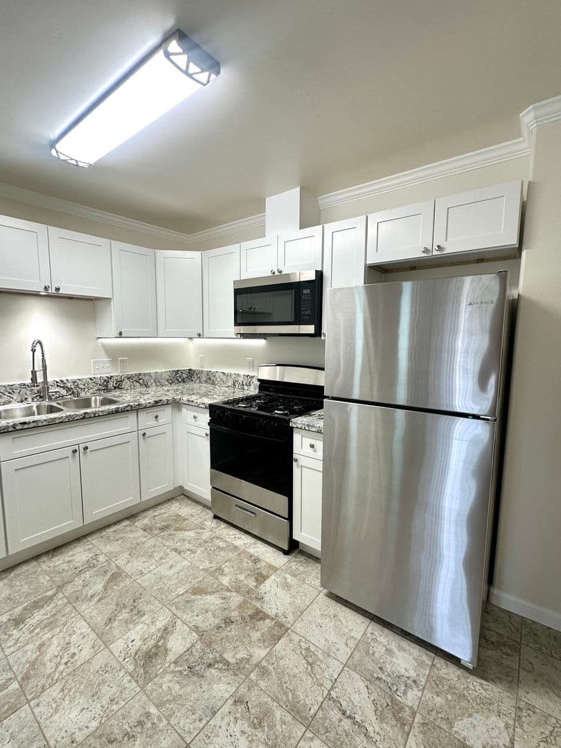 Loma Village Apartments 2 of 19
