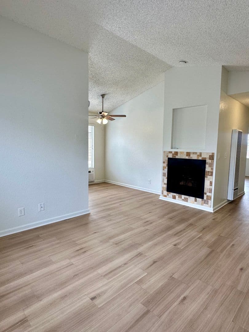 Loma Village Apartments 6 of 26
