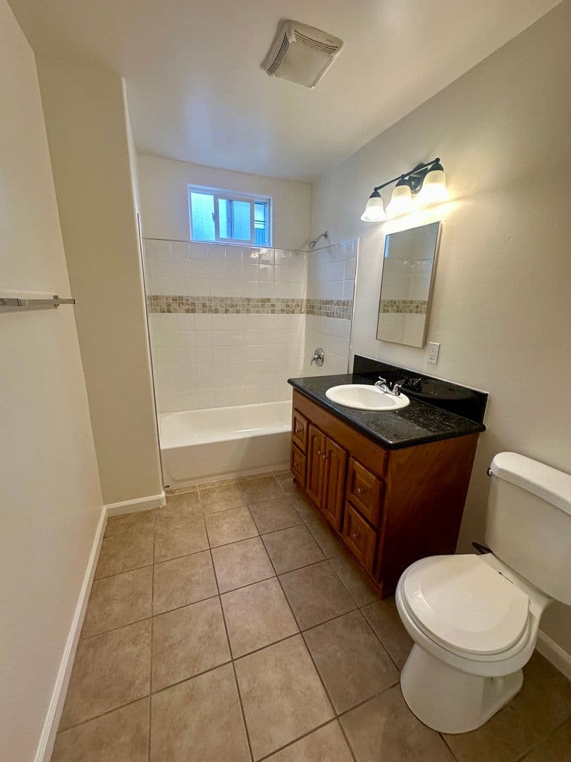 Loma Village Apartments 13 of 25