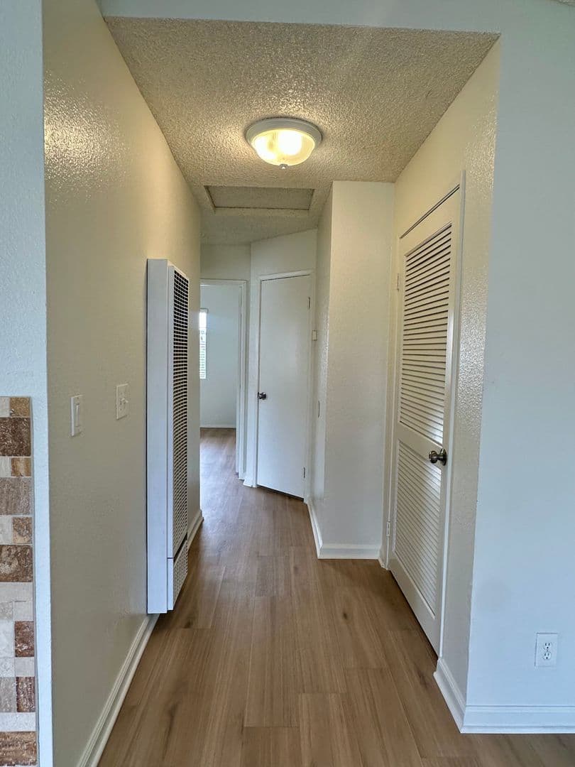Loma Village Apartments 10 of 26