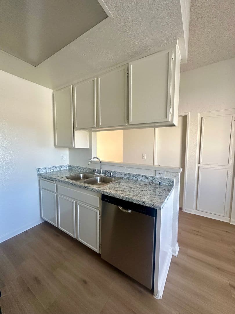 Loma Village Apartments 11 of 16