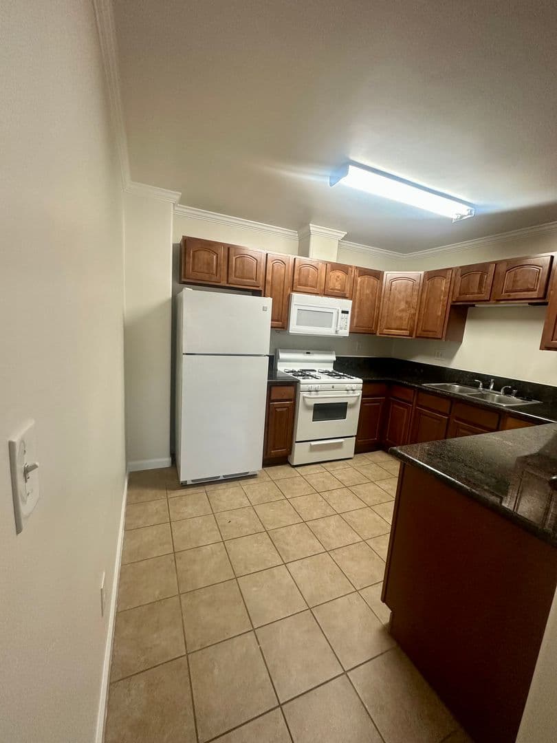 Loma Village Apartments 3 of 19