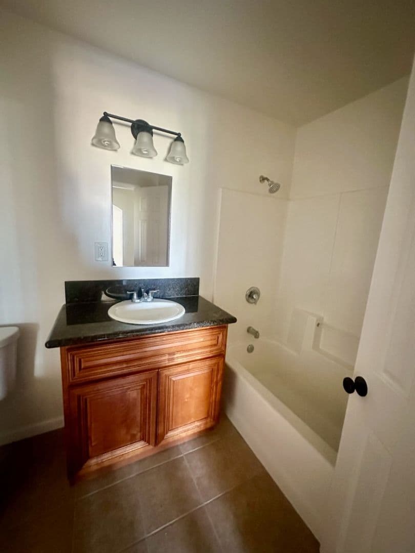 Loma Village Apartments 10 of 20