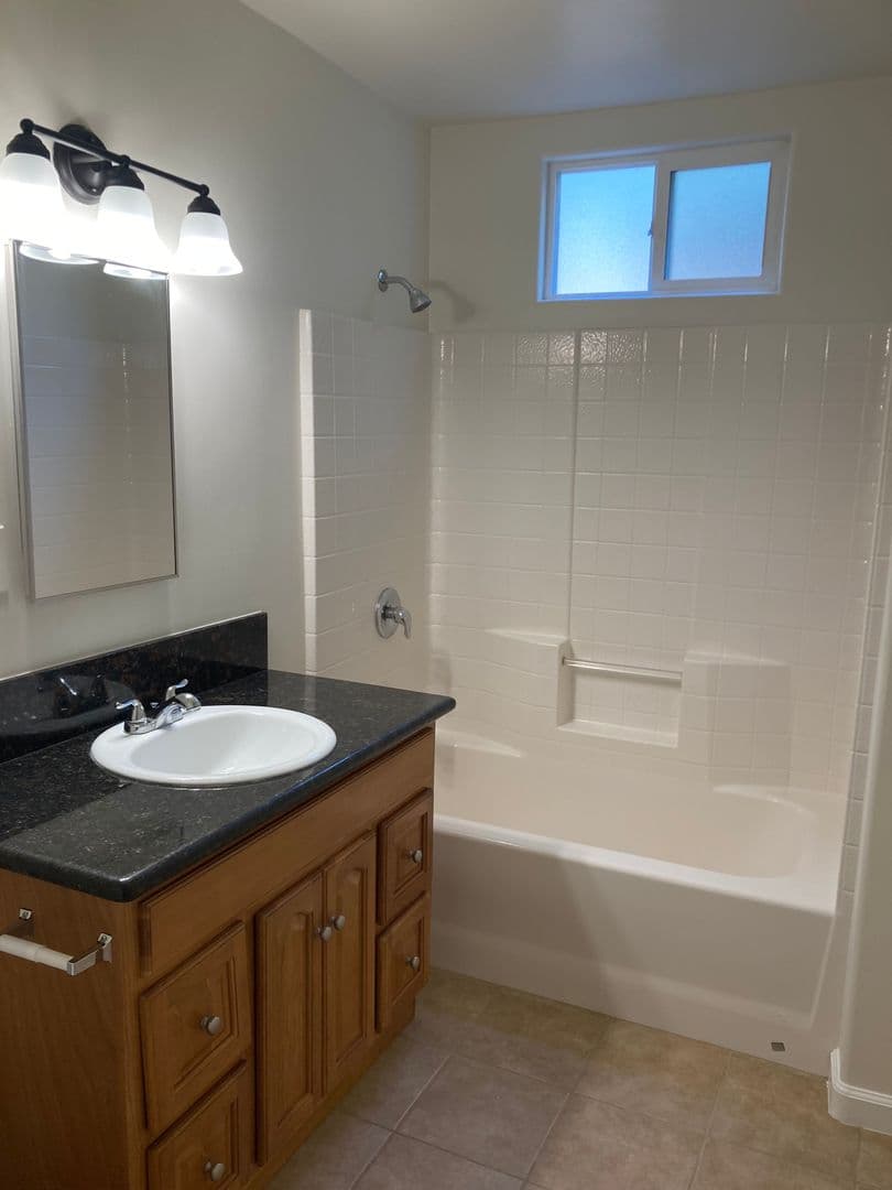 Loma Village Apartments 20 of 31