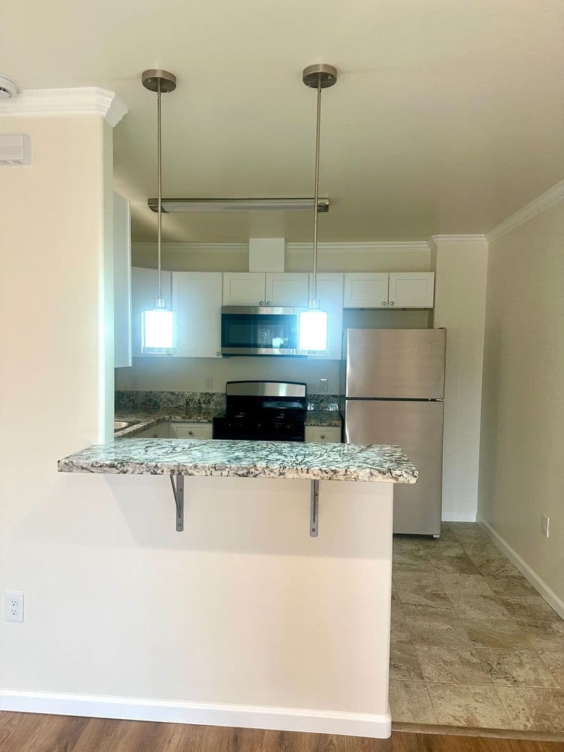 Loma Village Apartments 4 of 19