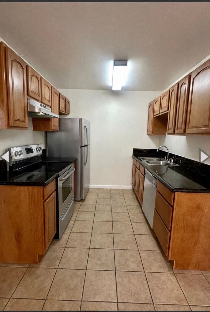 Loma Village Apartments 4 of 27
