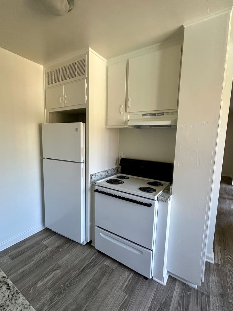Loma Village Apartments 3 of 28