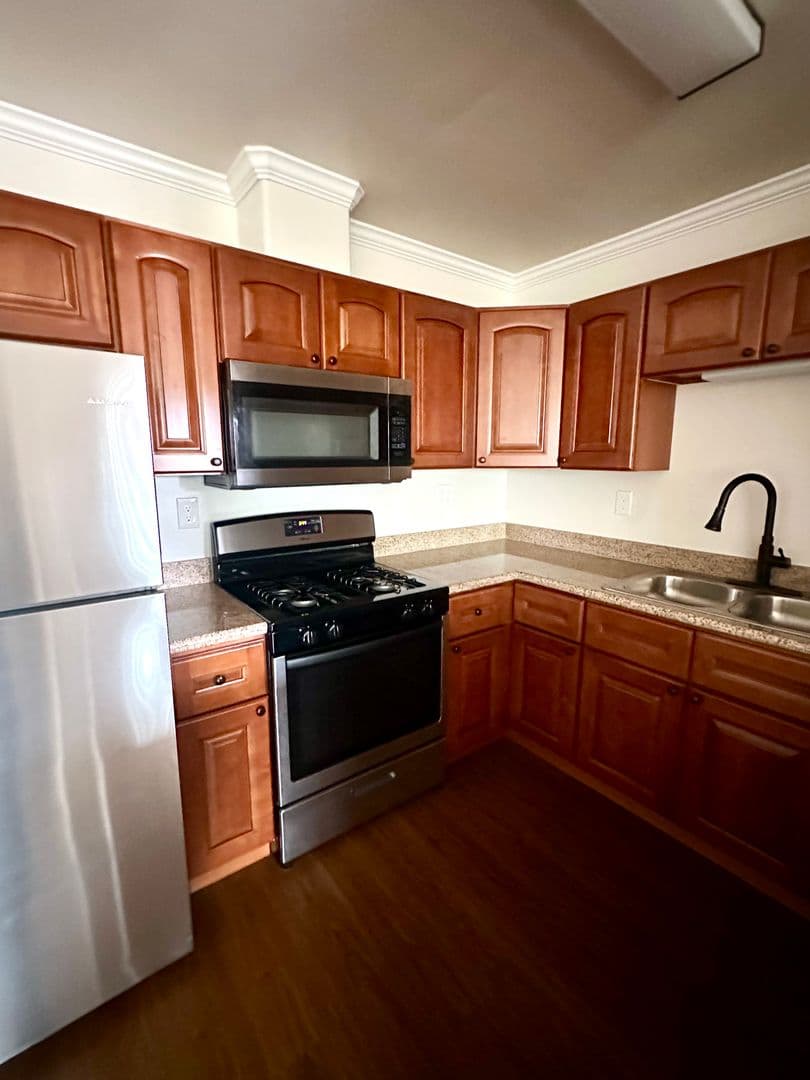 Loma Village Apartments 4 of 24