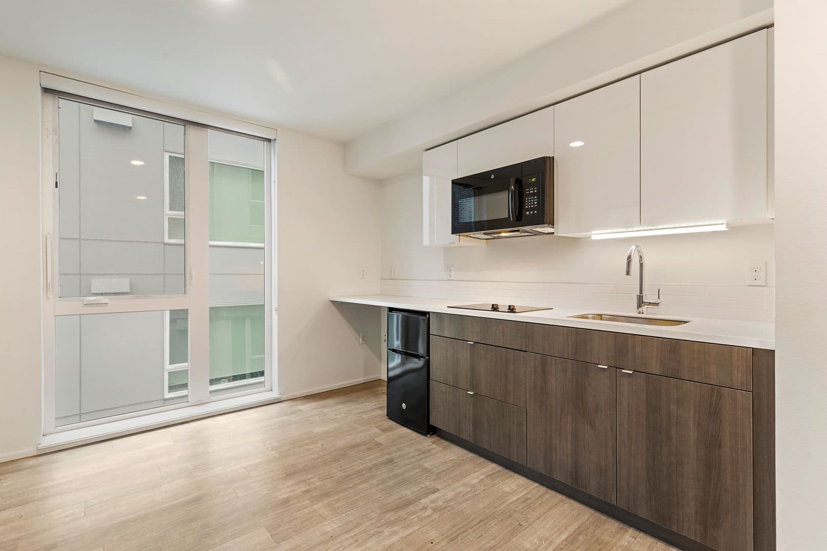 1404 Boylston 7 of 21