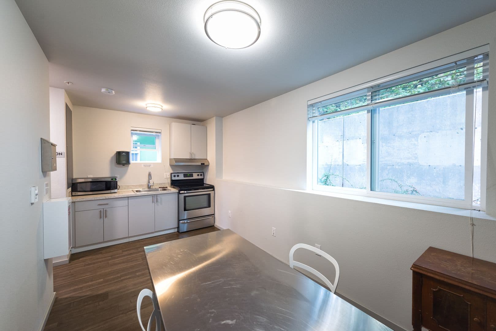Alcove Delridge 2 of 4