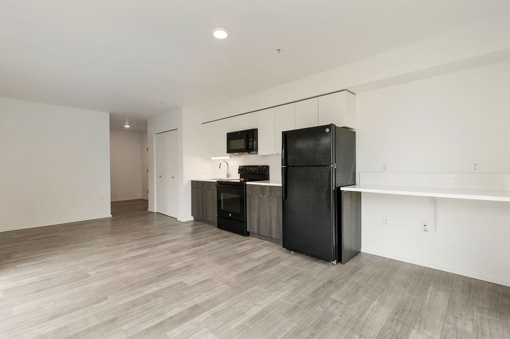 1404 Boylston 4 of 10