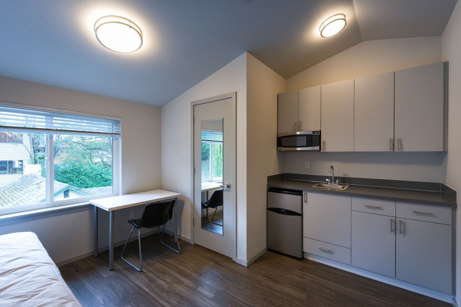 Alcove Delridge 1 of 9