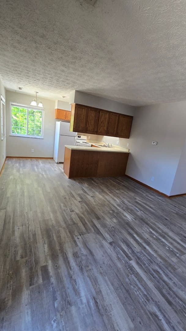 Westmoreland Estates 4 of 10