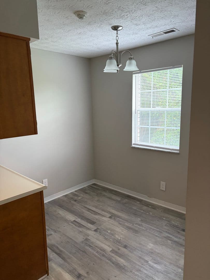 Westmoreland Estates 3 of 12