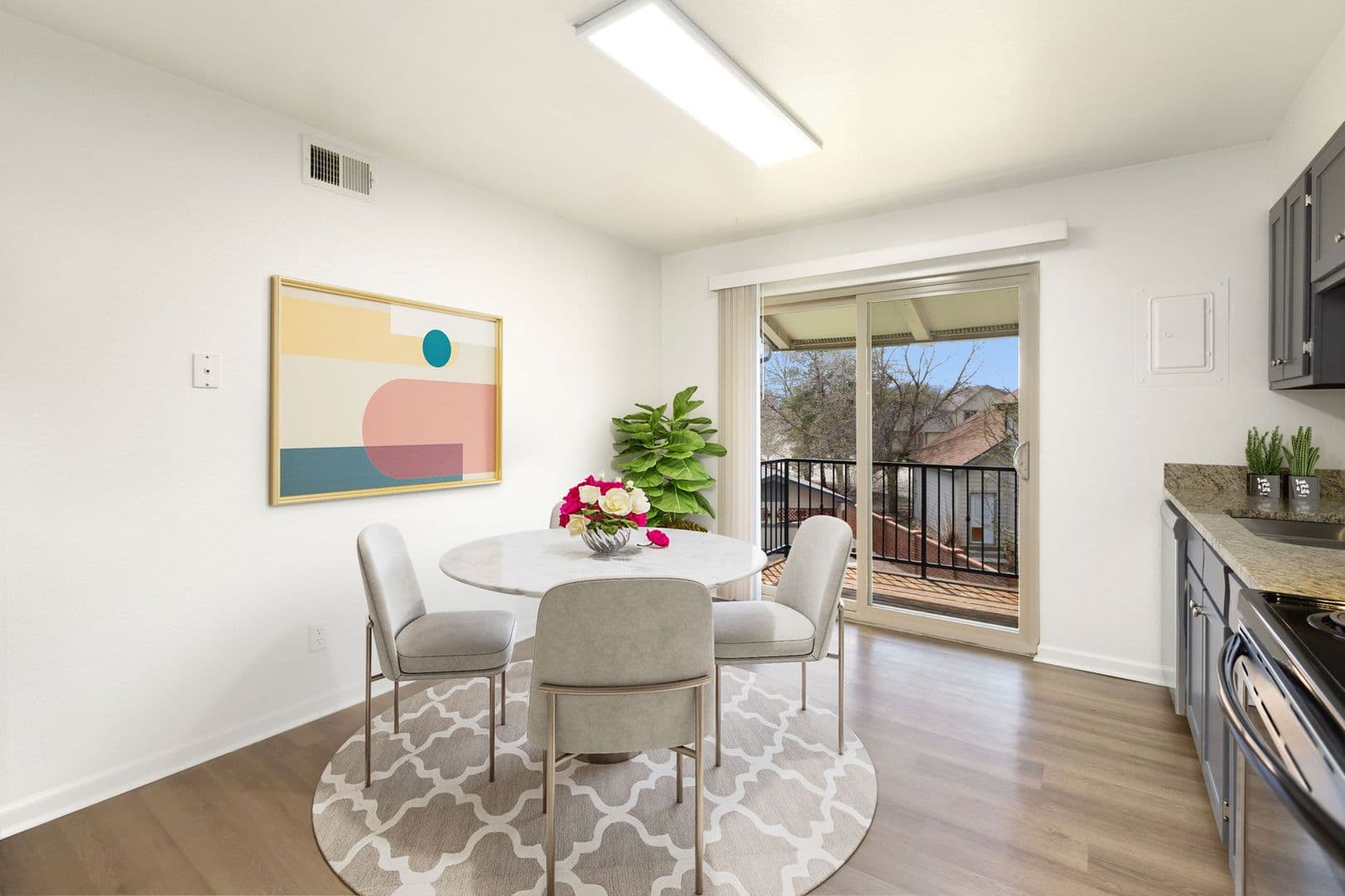 Lakemont Apartments 2 of 19