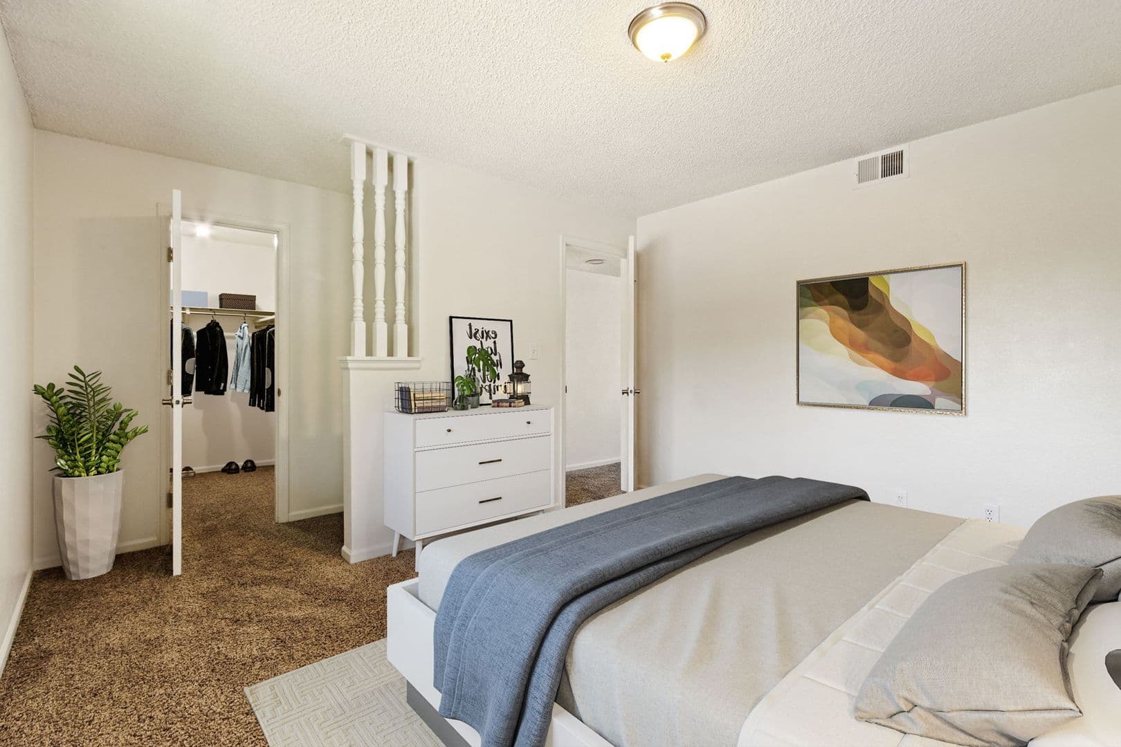 Lakemont Apartments 4 of 15