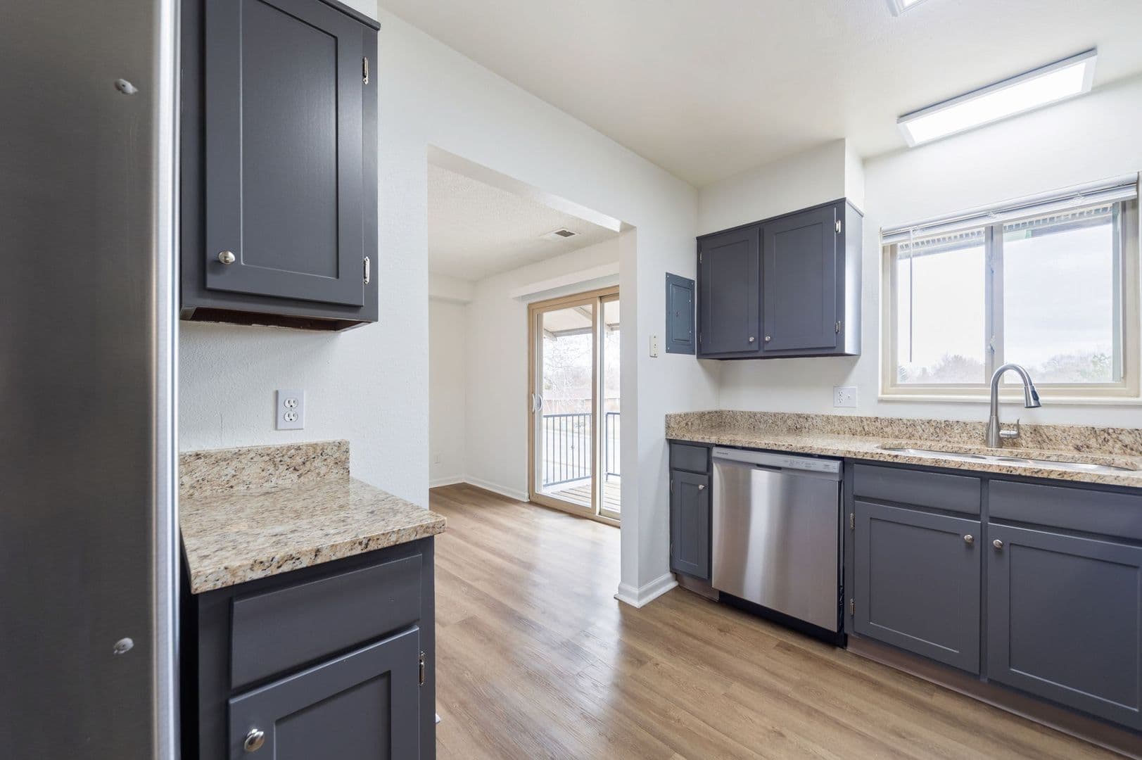 Lakemont Apartments 2 of 25
