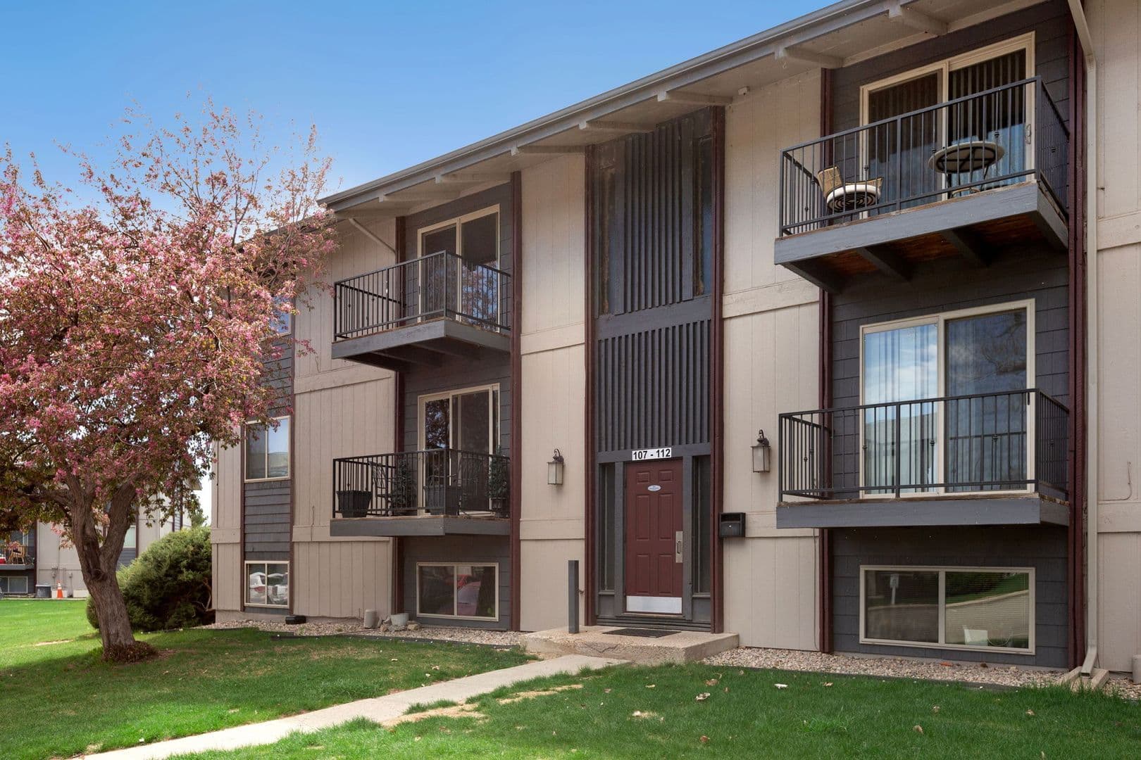 Lakemont Apartments 13 of 18