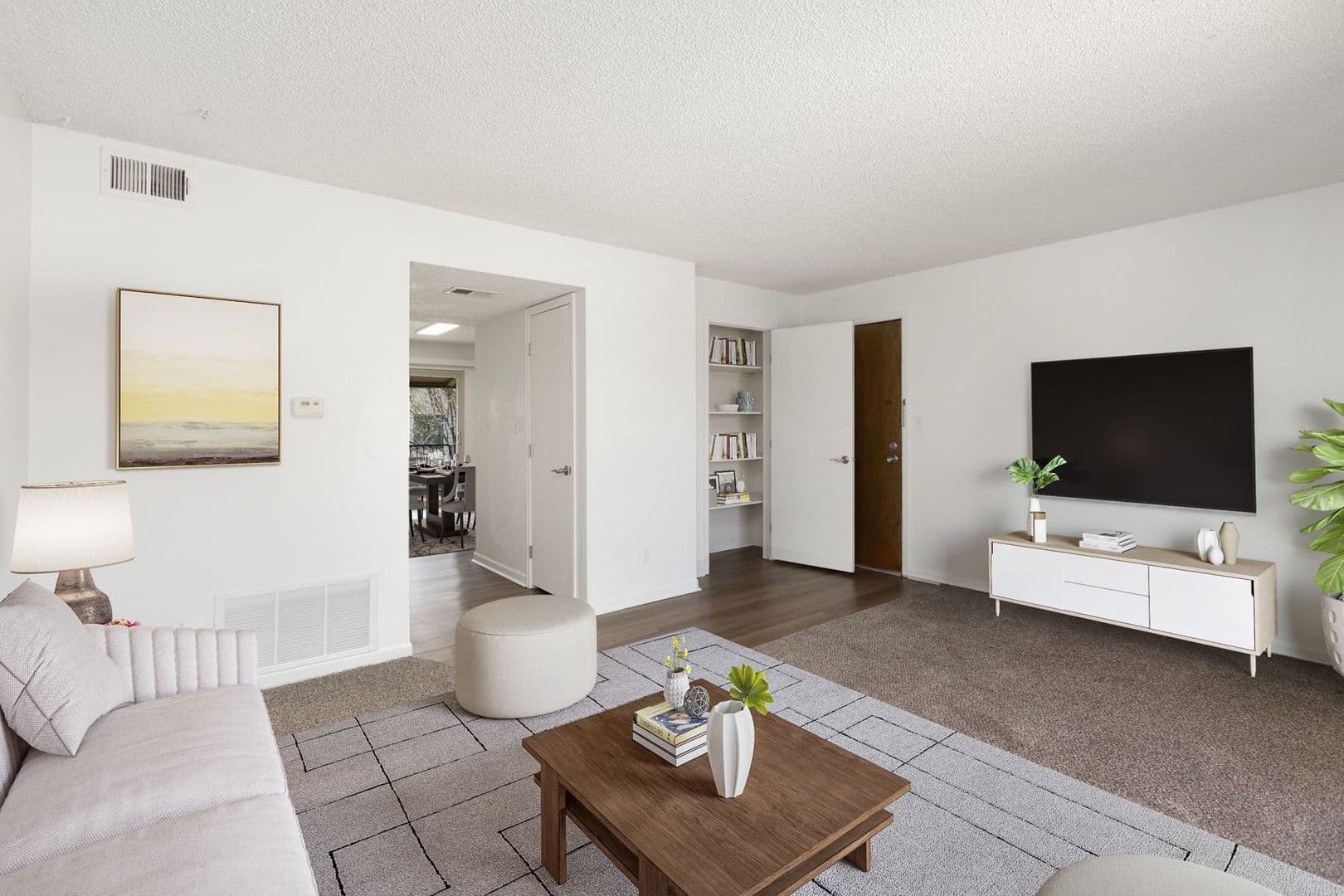 Lakemont Apartments 3 of 19