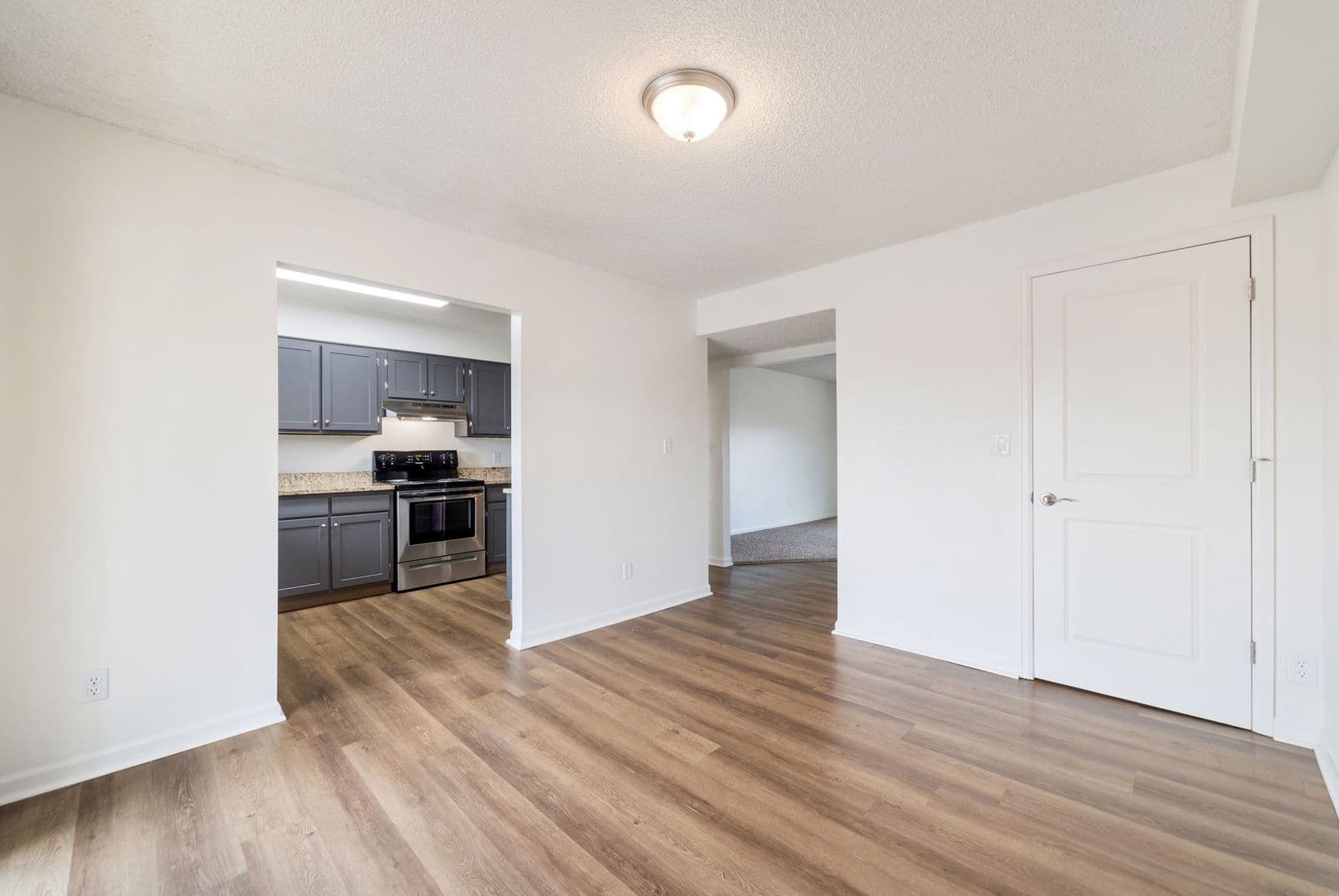 Lakemont Apartments 9 of 25