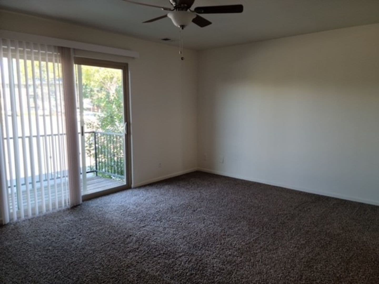 Lakemont Apartments 5 of 22
