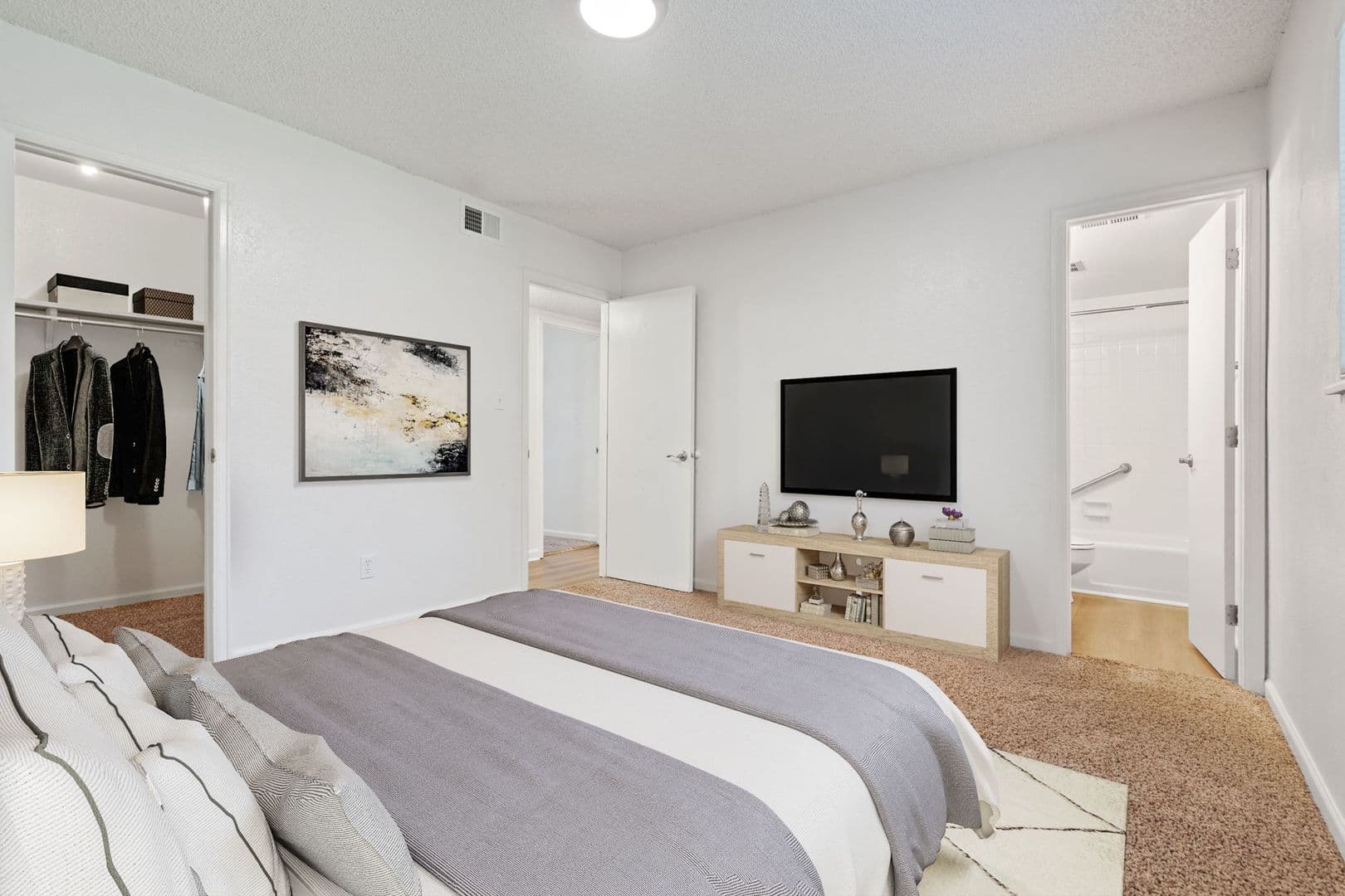 Lakemont Apartments 3 of 20