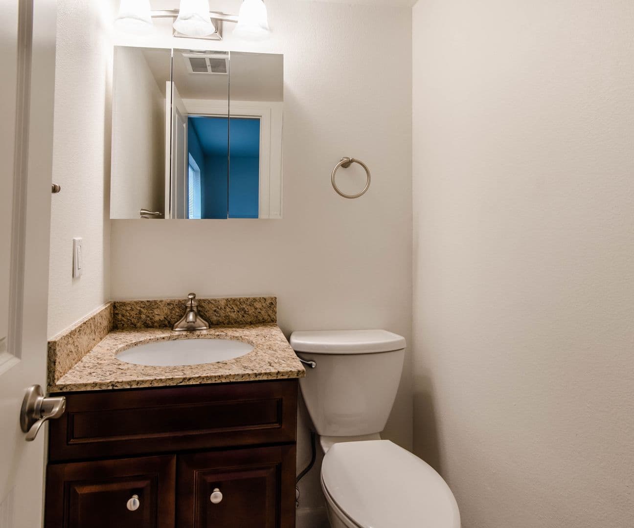Lakemont Apartments 10 of 22