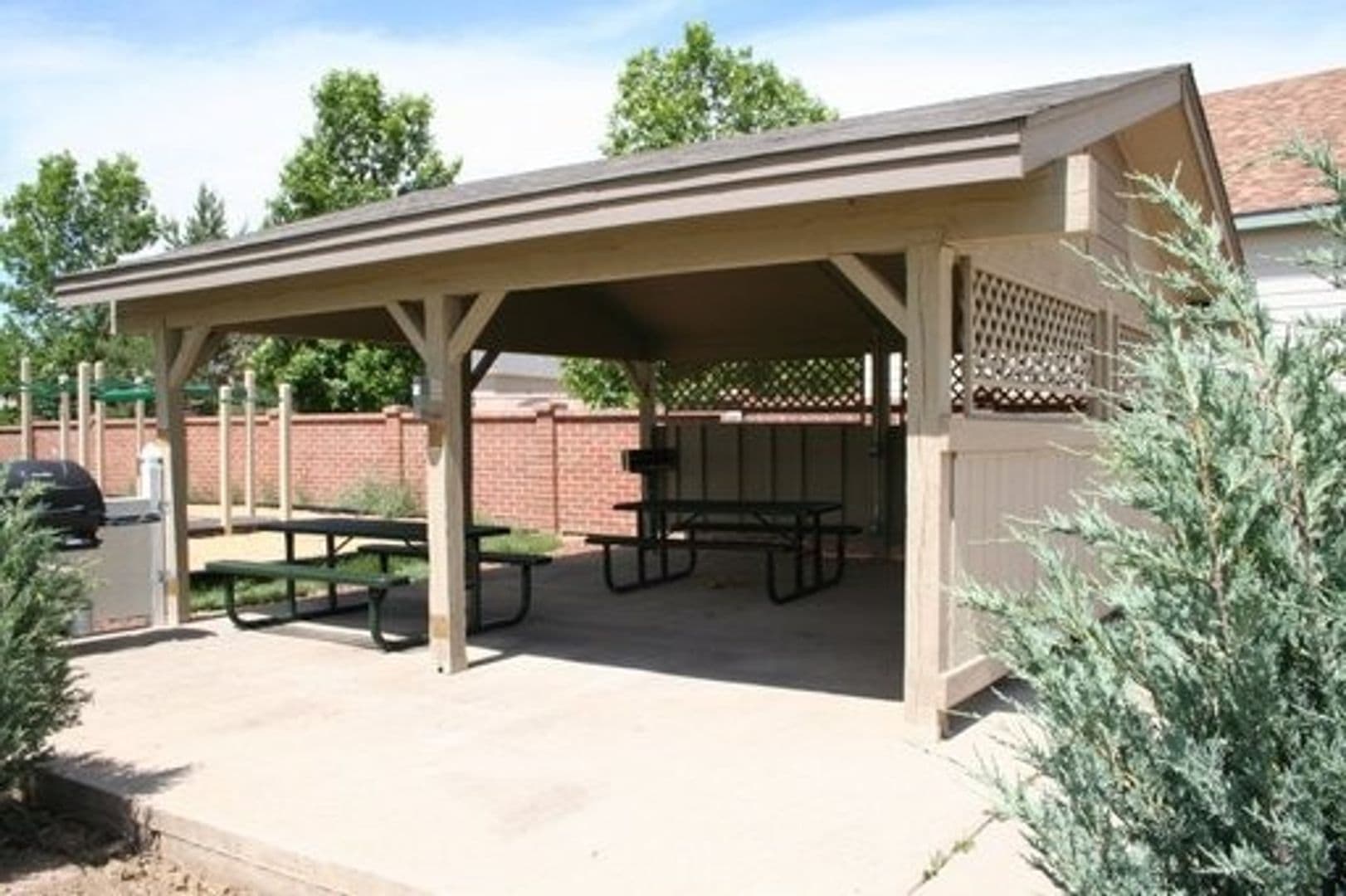Lakemont Apartments 18 of 22