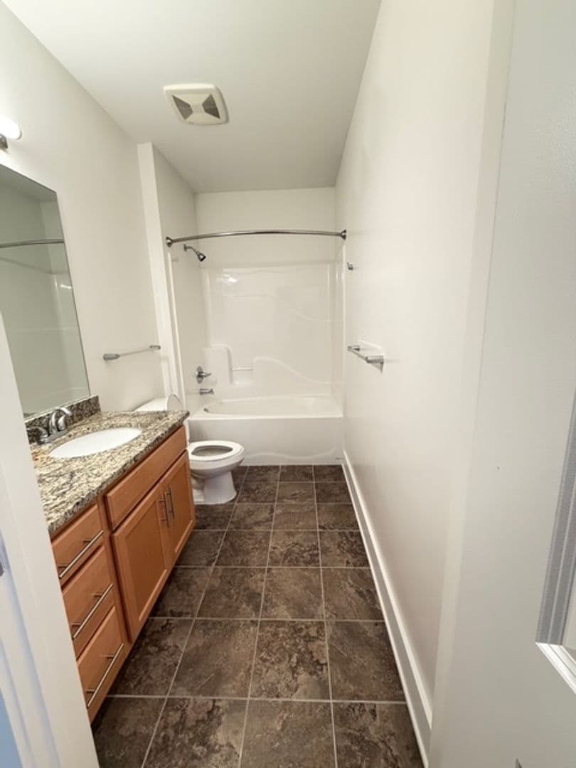 Artisan Hill Apartments 5 of 27