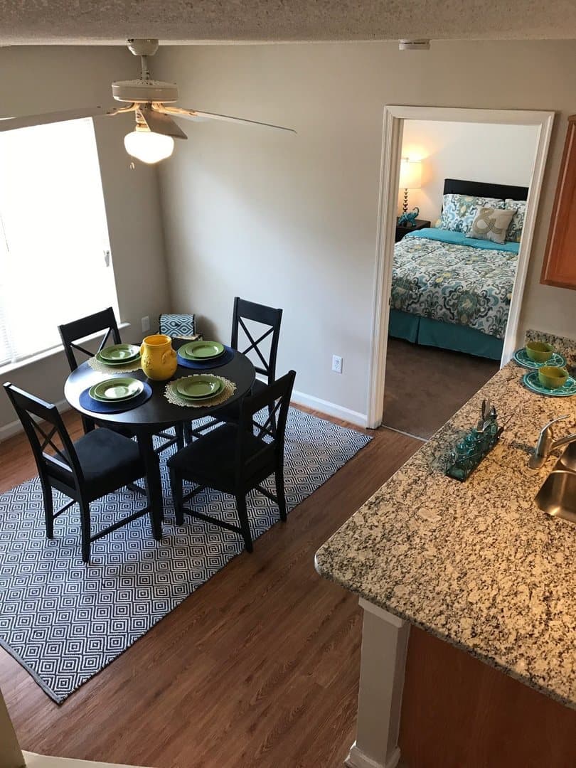 Suites at Port Warwick 9 of 24