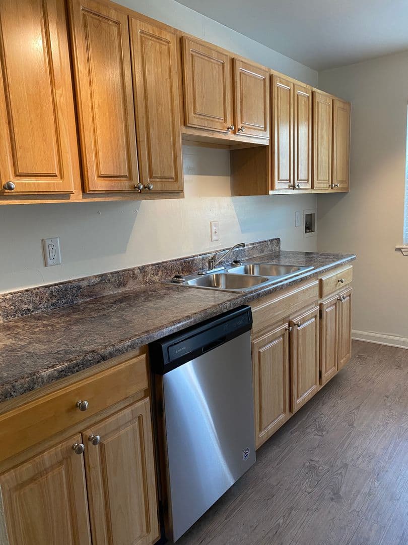 Eastwind Apartments 5 of 20