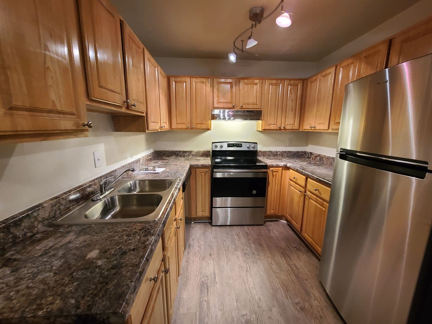Eastwind Apartments 10 of 19