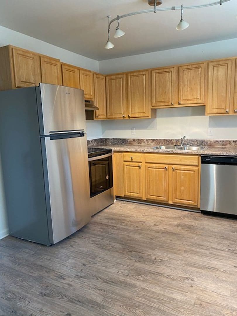 Eastwind Apartments 17 of 25