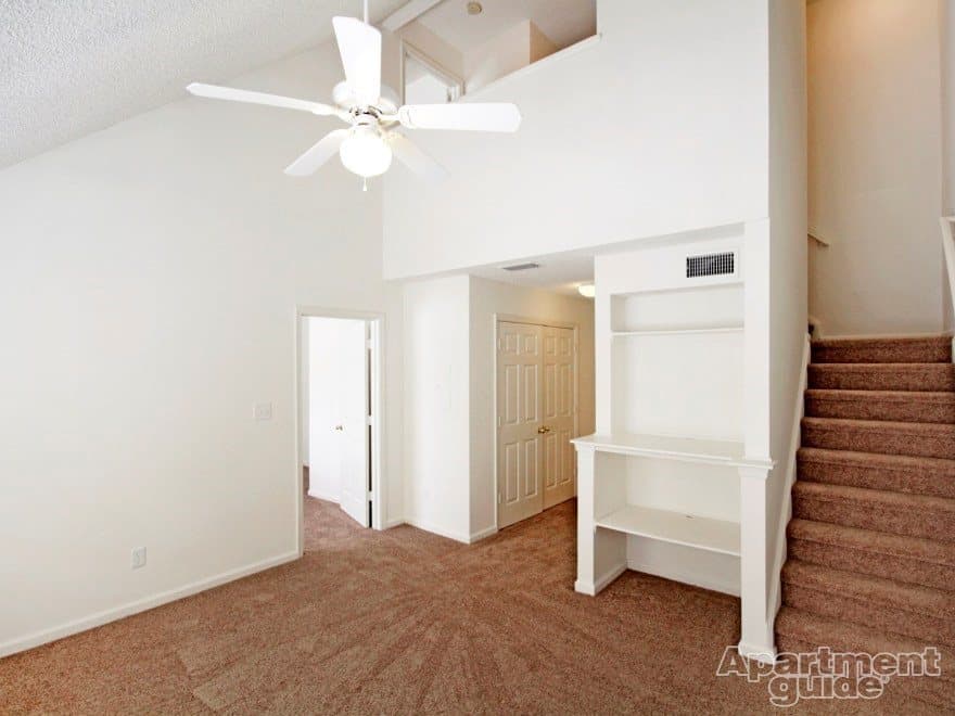 Suites at Port Warwick 5 of 24