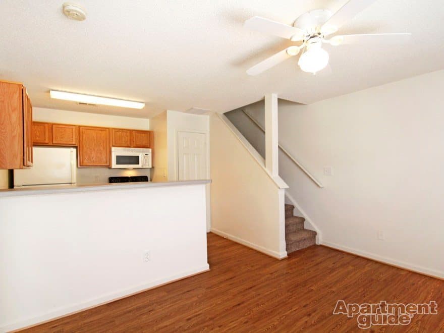 Suites at Port Warwick 4 of 22