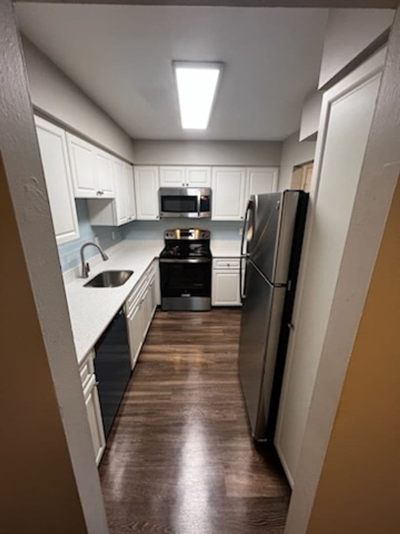 Cadence Crossing Apartments 10 of 14
