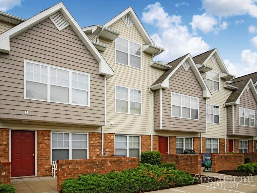 Suites at Port Warwick 3 of 22
