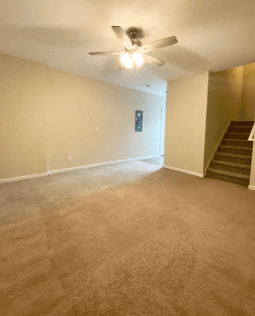 537 S Bull St 3 of 15