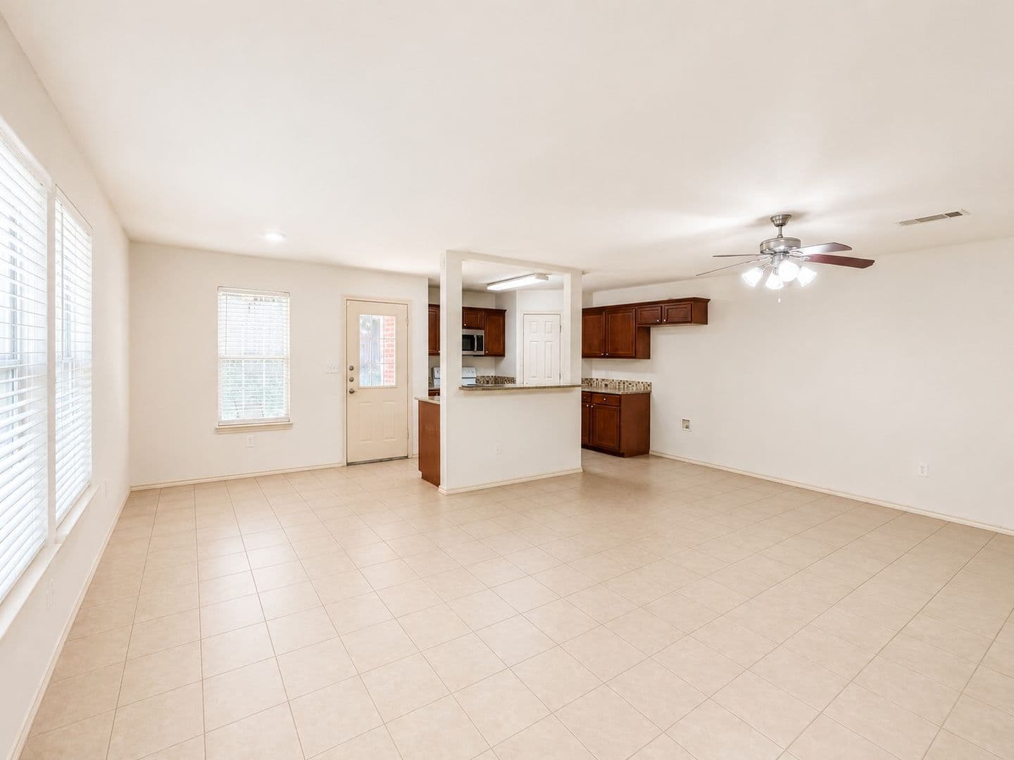907 Parkplace Ridge 3 of 20