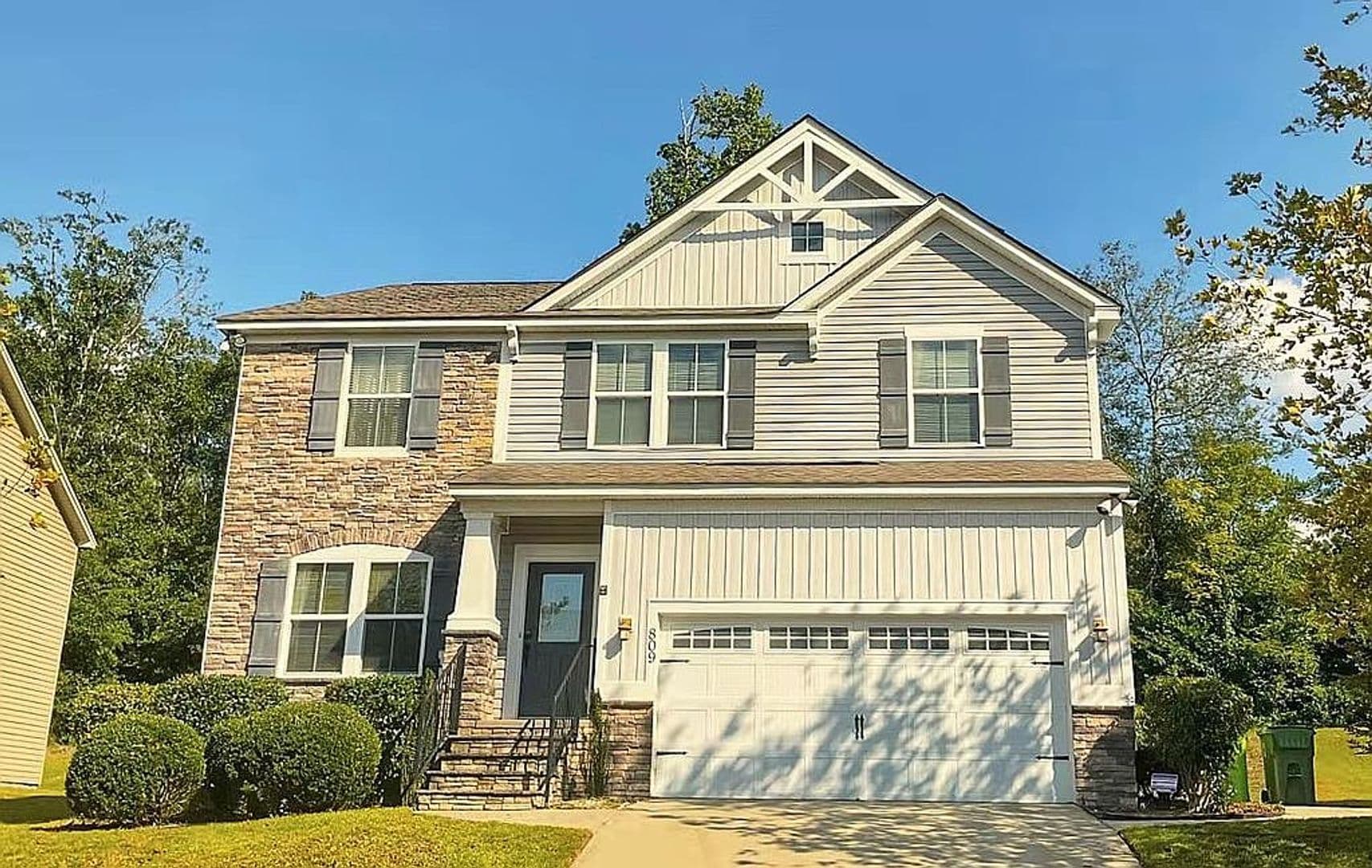809 Redden Row 1 of 8