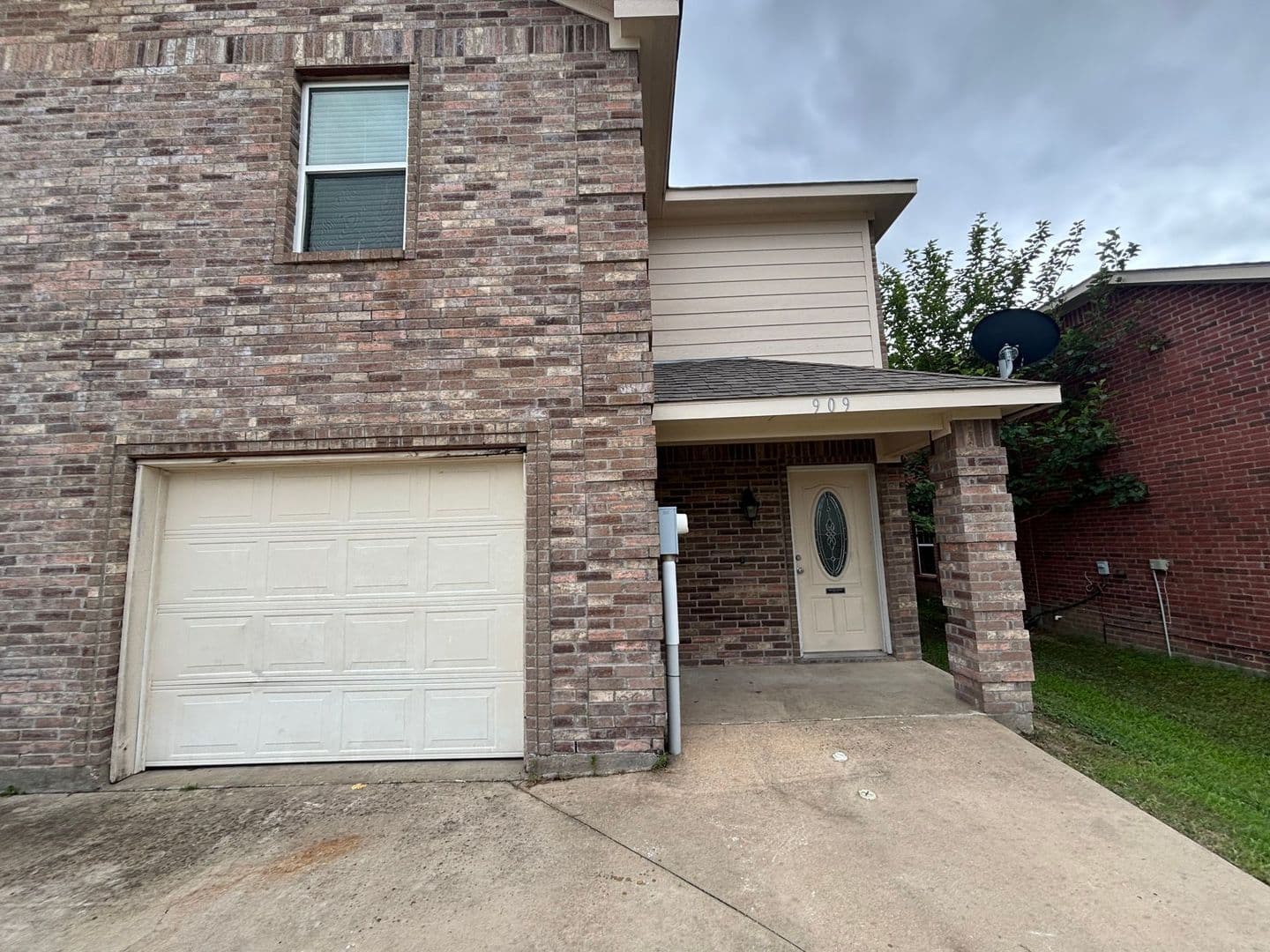 909 Parkplace Ridge 2 of 30