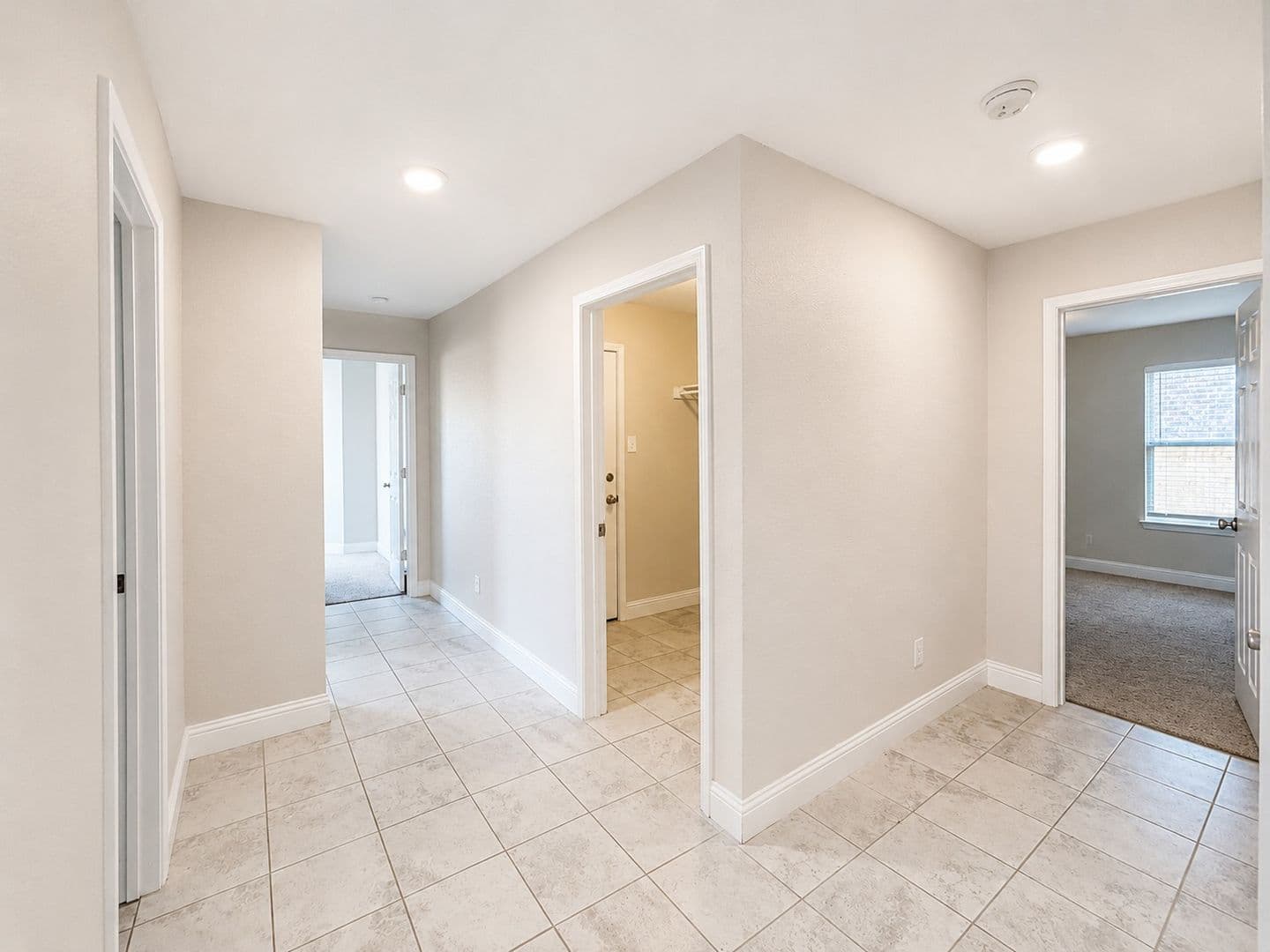 2605 Wesley Avenue 21 of 24