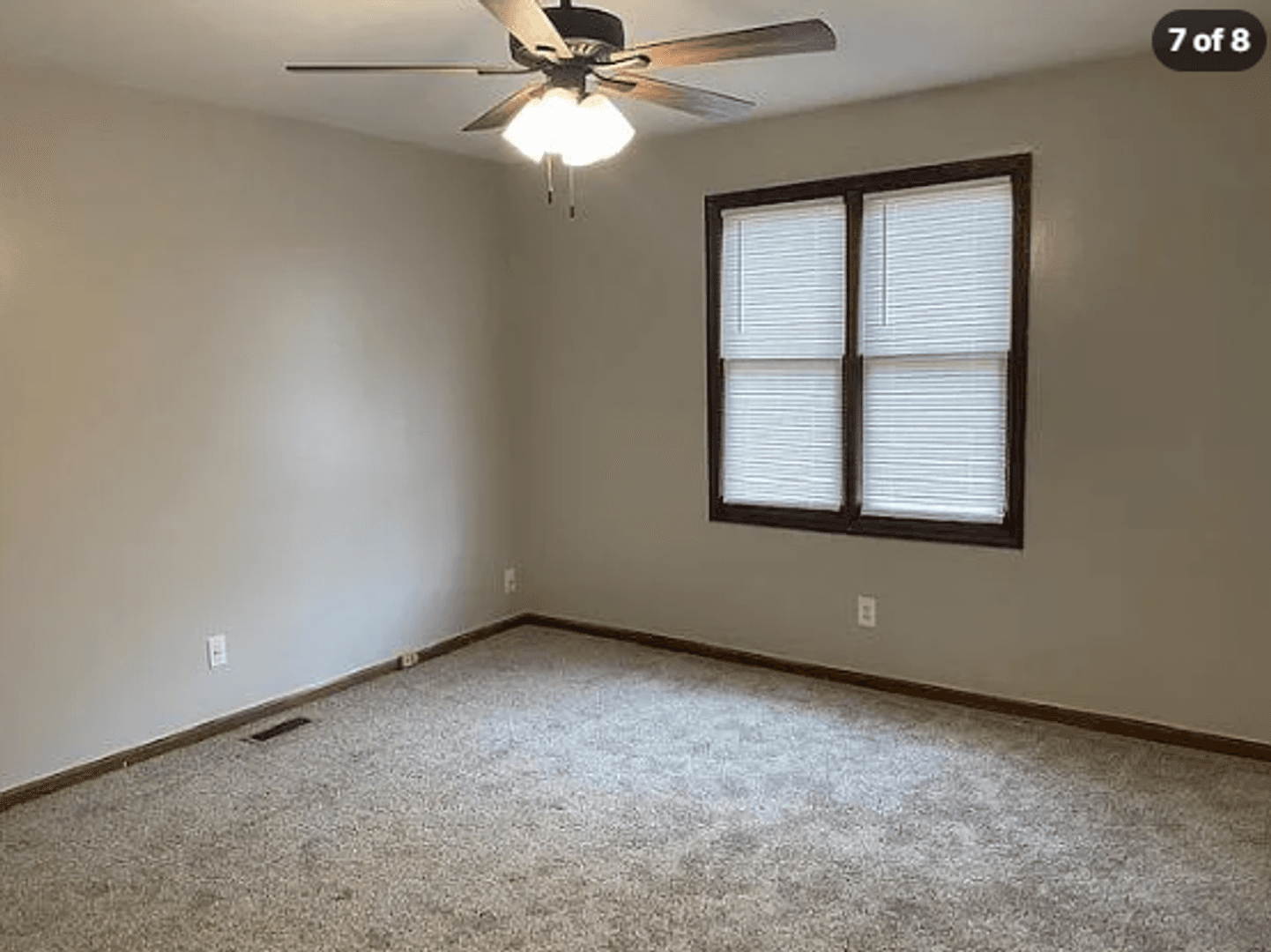 216 Burlie Ct Apt L 8 of 12