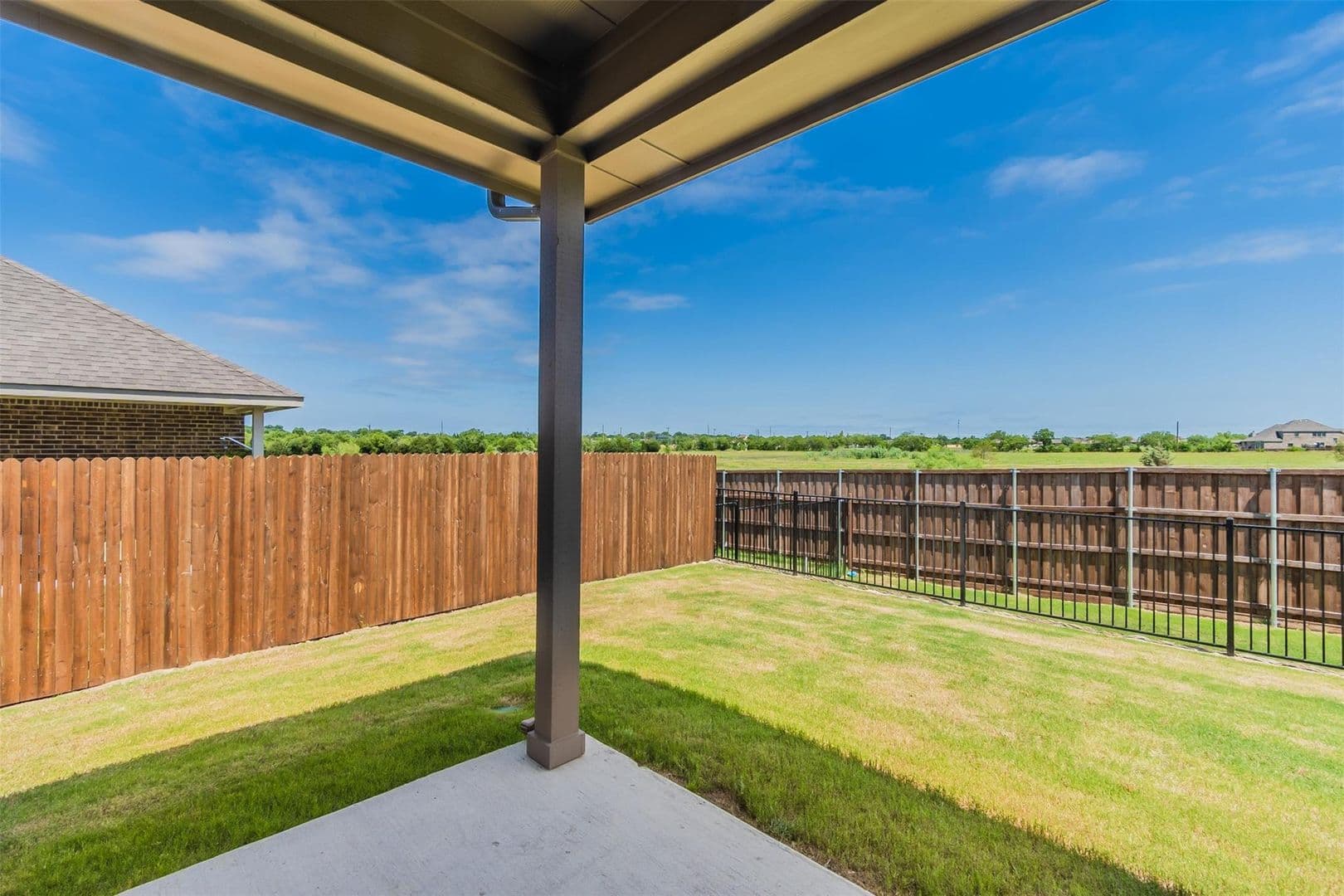 1343 Fox Hollow Road 35 of 40