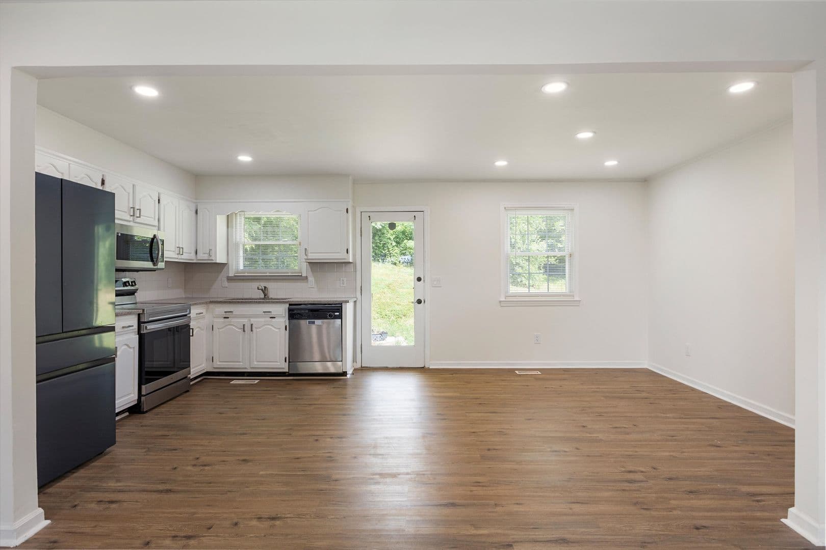 4015 Shady Oak Drive Ooltewah, TN 37363 8 of 24