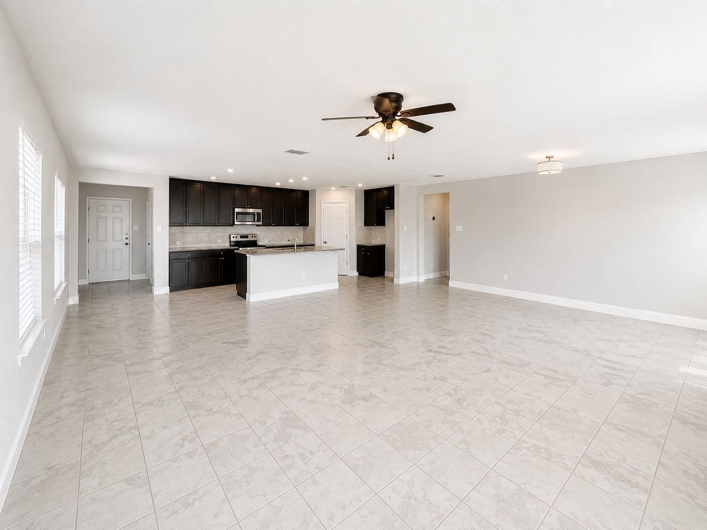 2605 Wesley Avenue 8 of 24