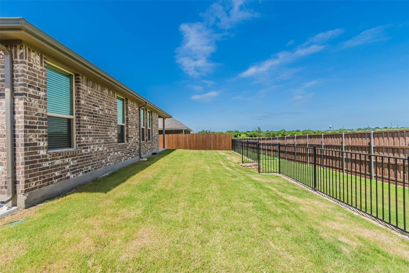 1343 Fox Hollow Road 38 of 40