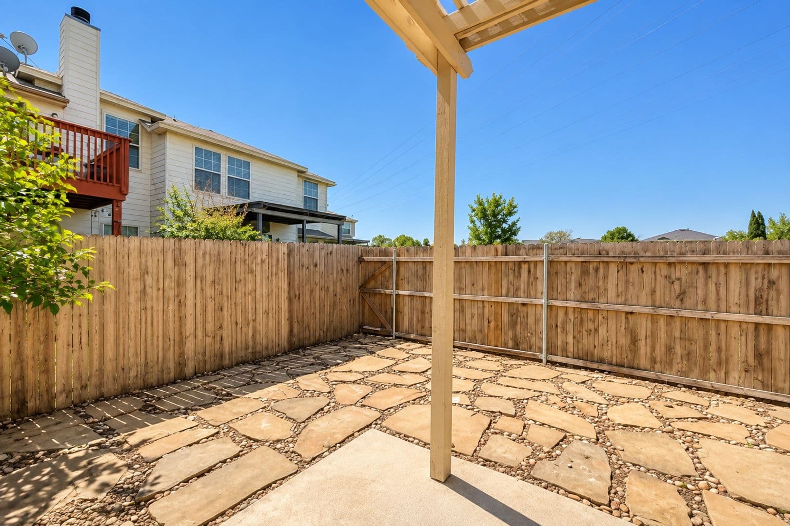 3933 Fernando Drive 21 of 21