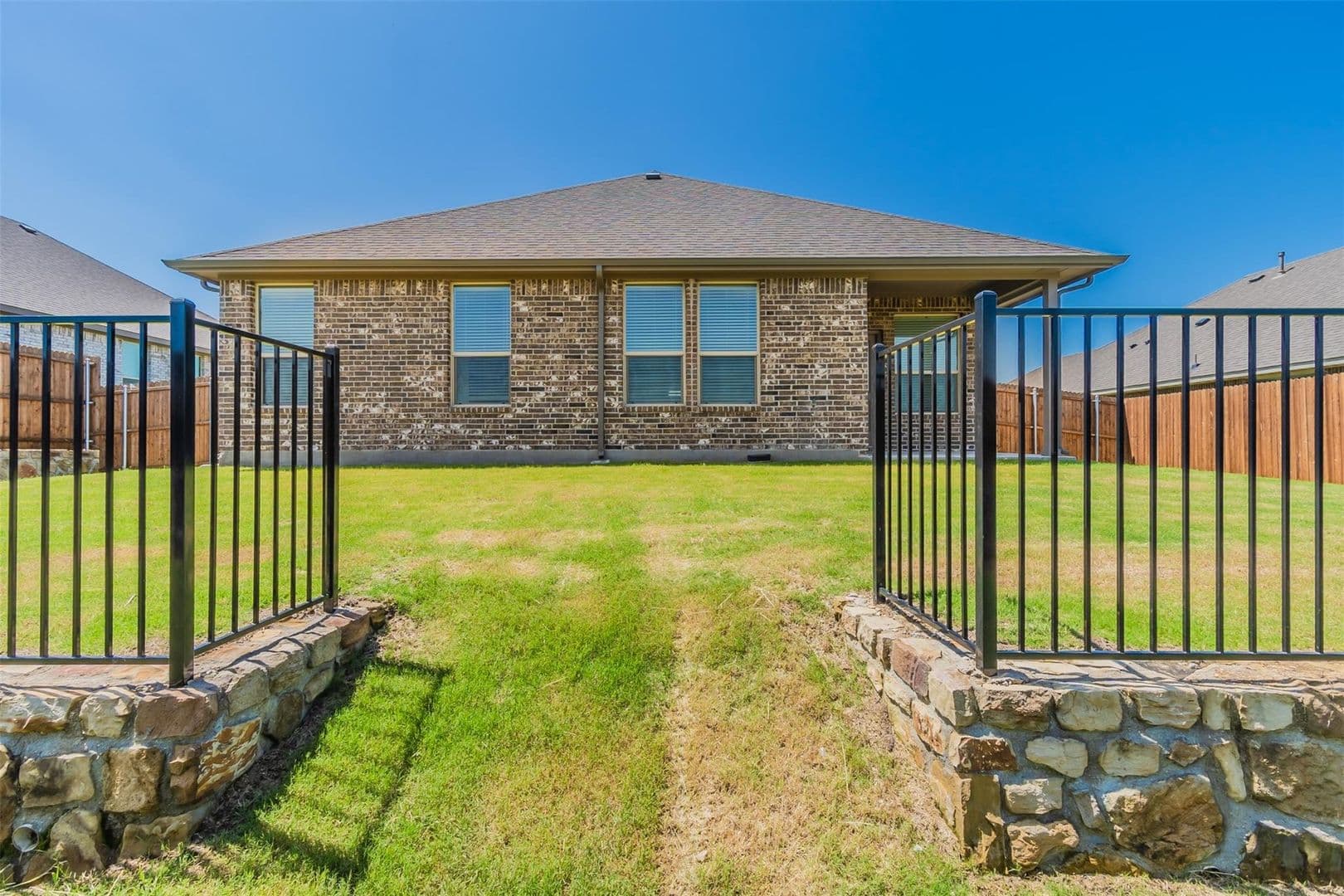 1343 Fox Hollow Road 37 of 40