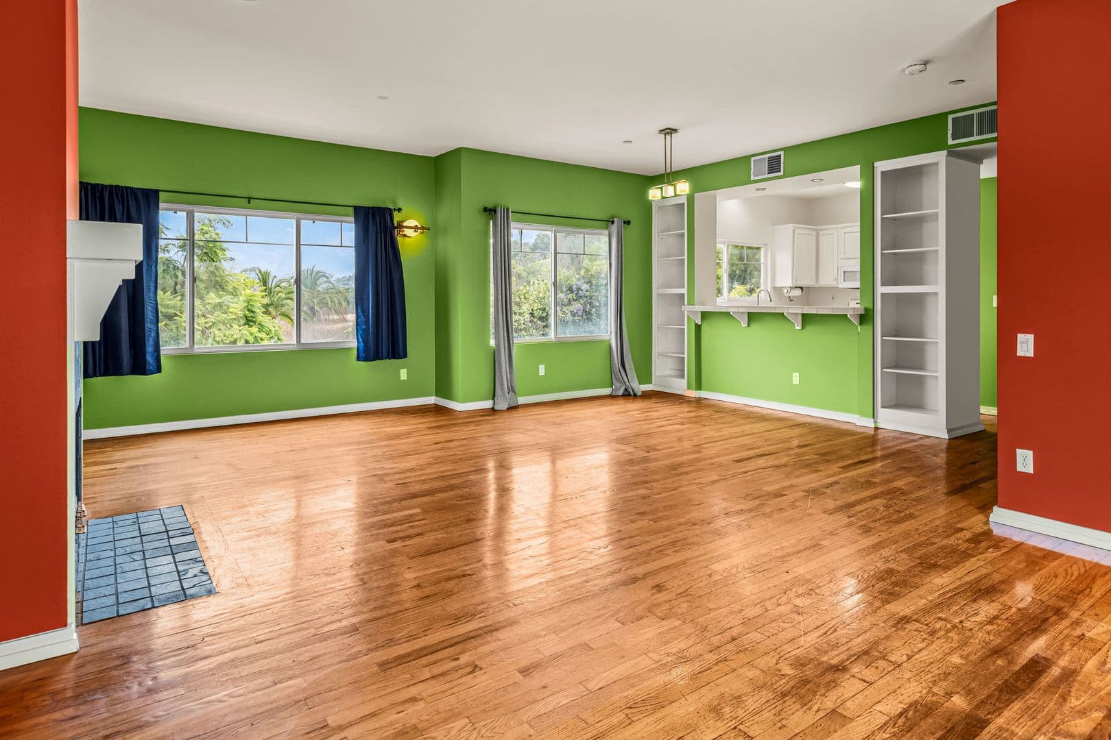 1352 24th Street 3 of 26